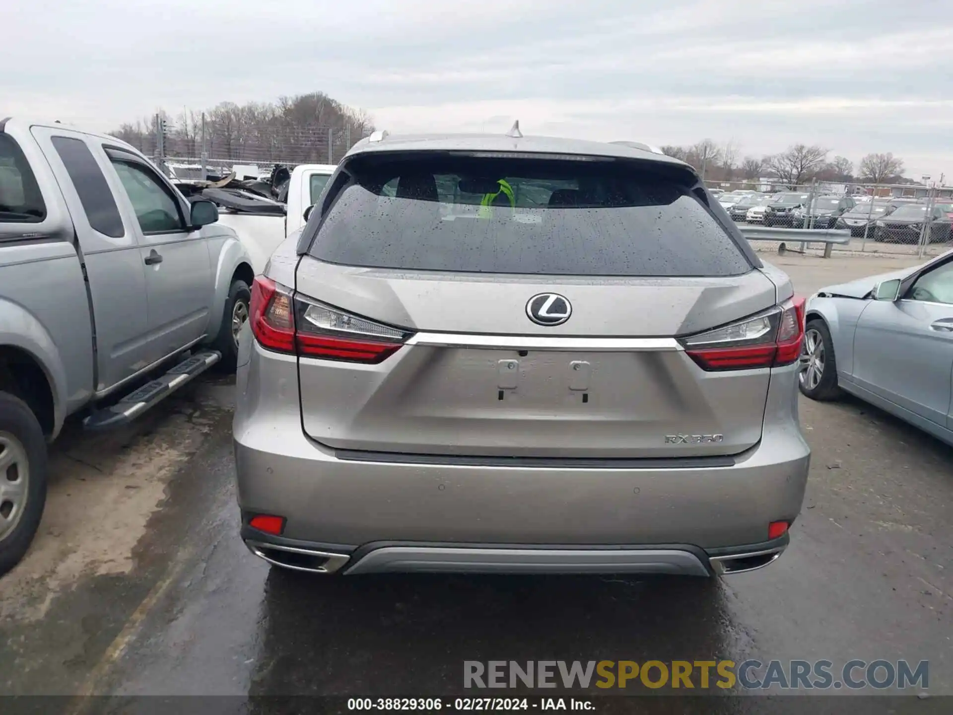 17 Photograph of a damaged car 2T2HZMAAXNC257246 LEXUS RX 350 2022