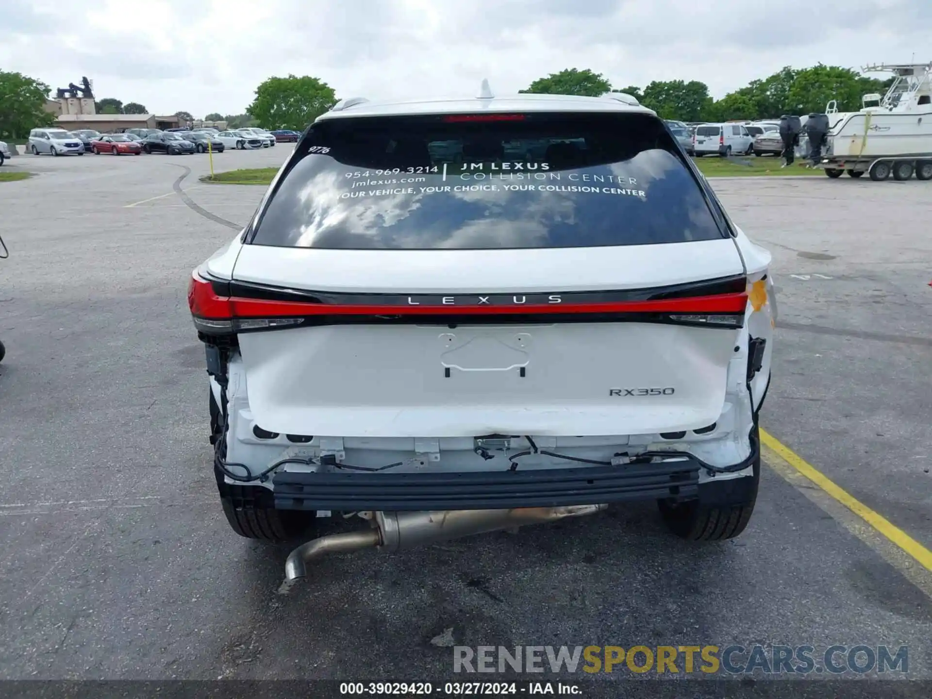 17 Photograph of a damaged car 2T2BAMBA0PC017637 LEXUS RX 350 2023