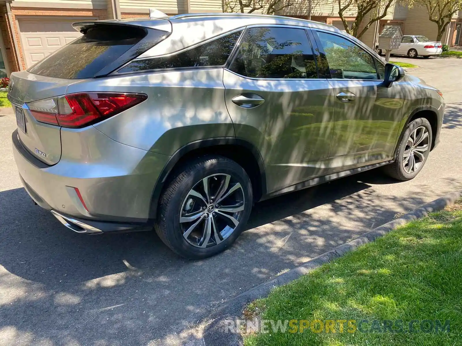 3 Photograph of a damaged car 2T2BZMCA6KC174833 LEXUS RX 350 BAS 2019