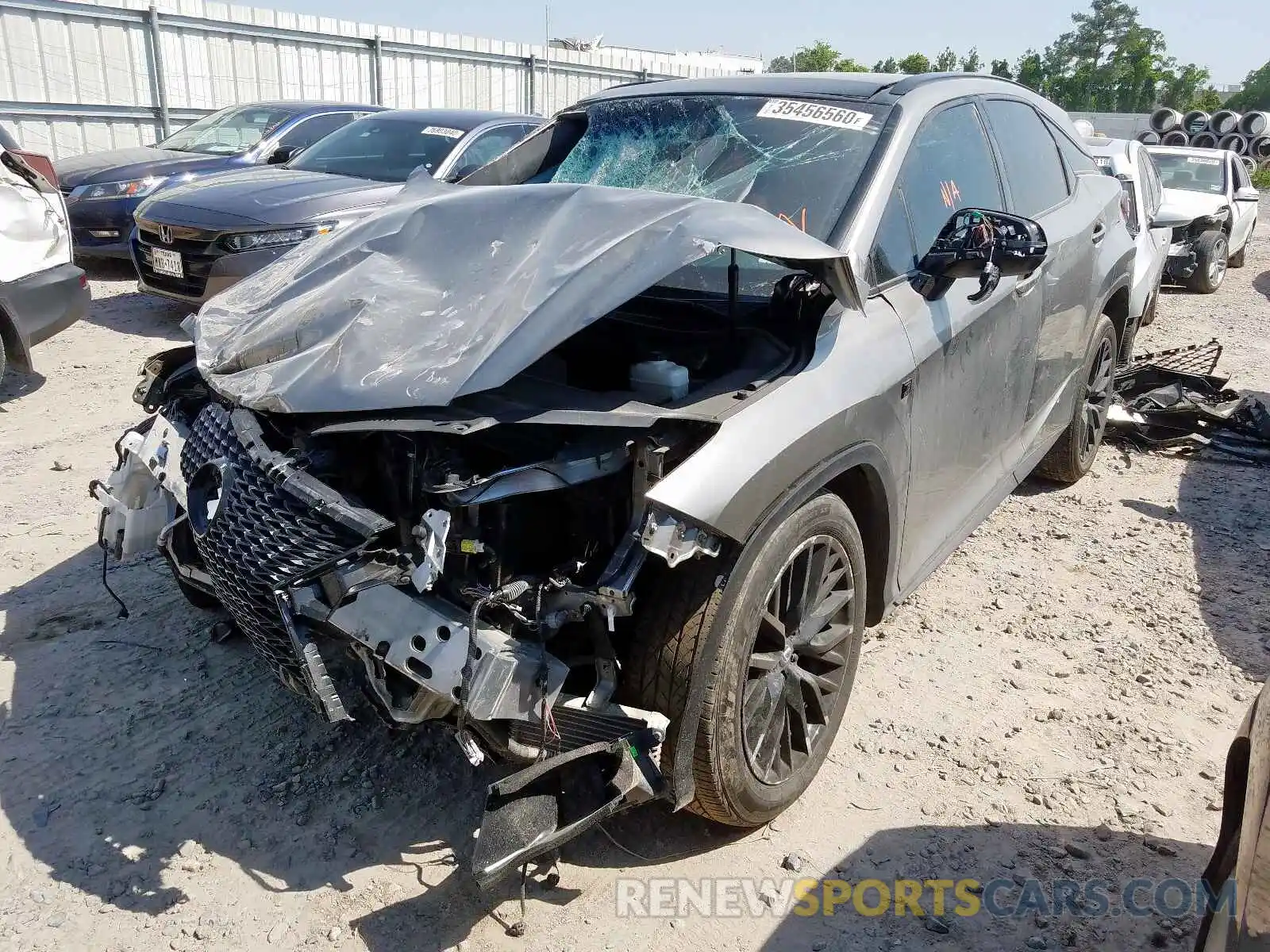2 Фотография поврежденного автомобиля 2T2BZMCA9KC174728 LEXUS RX 350 BAS 2019