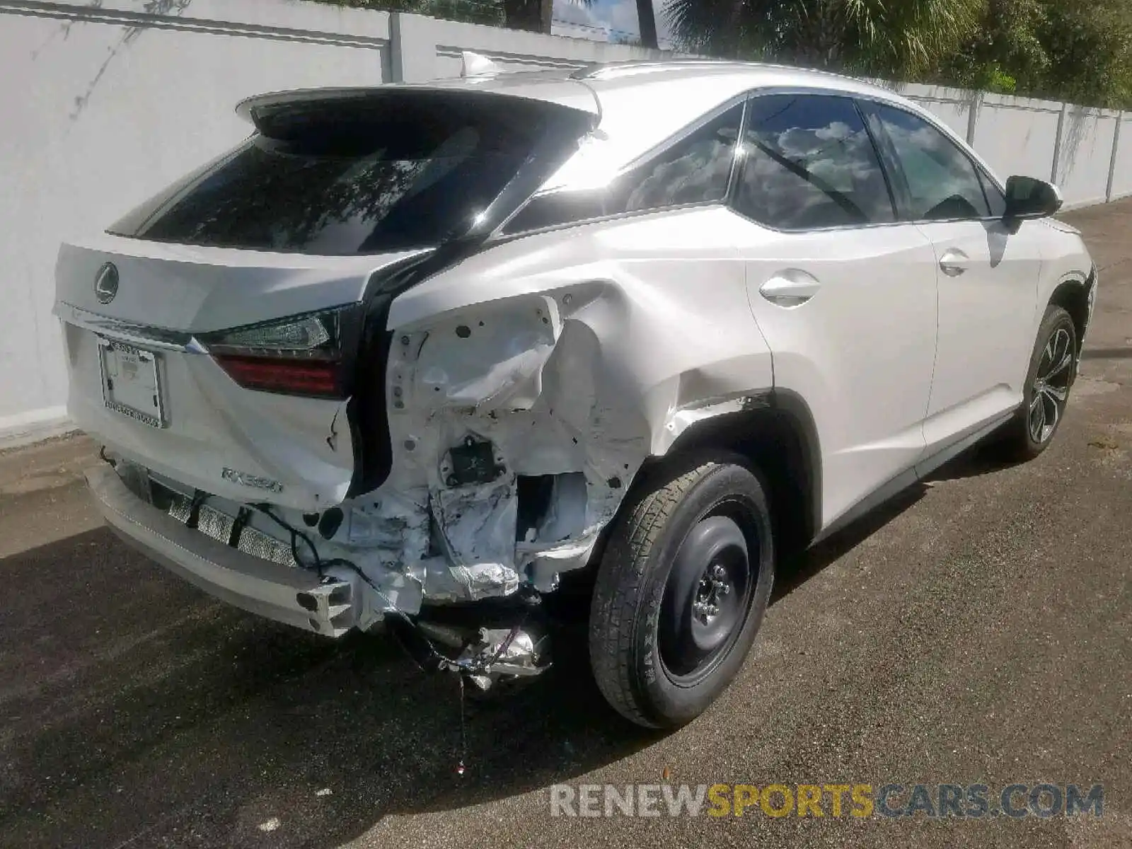 4 Photograph of a damaged car 2T2ZZMCA1KC136957 LEXUS RX 350 BAS 2019