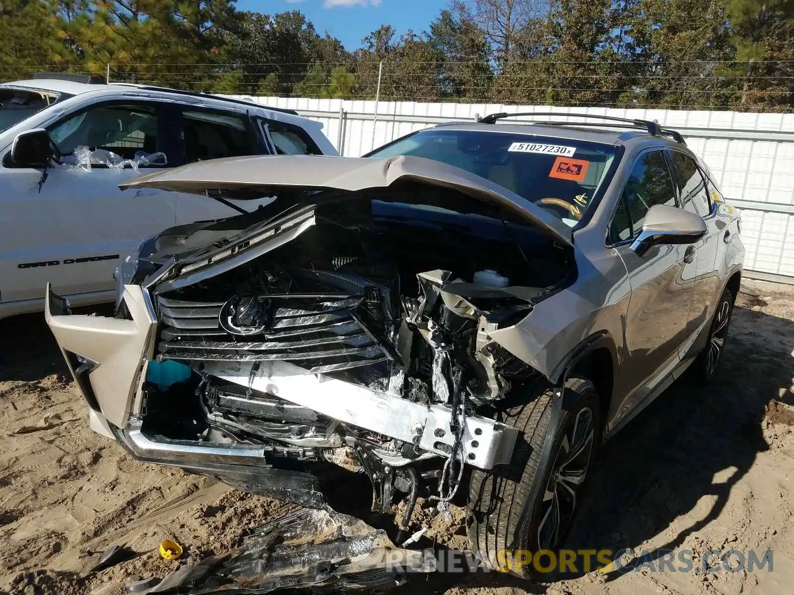 2 Фотография поврежденного автомобиля 2T2ZZMCA3KC124518 LEXUS RX 350 BAS 2019