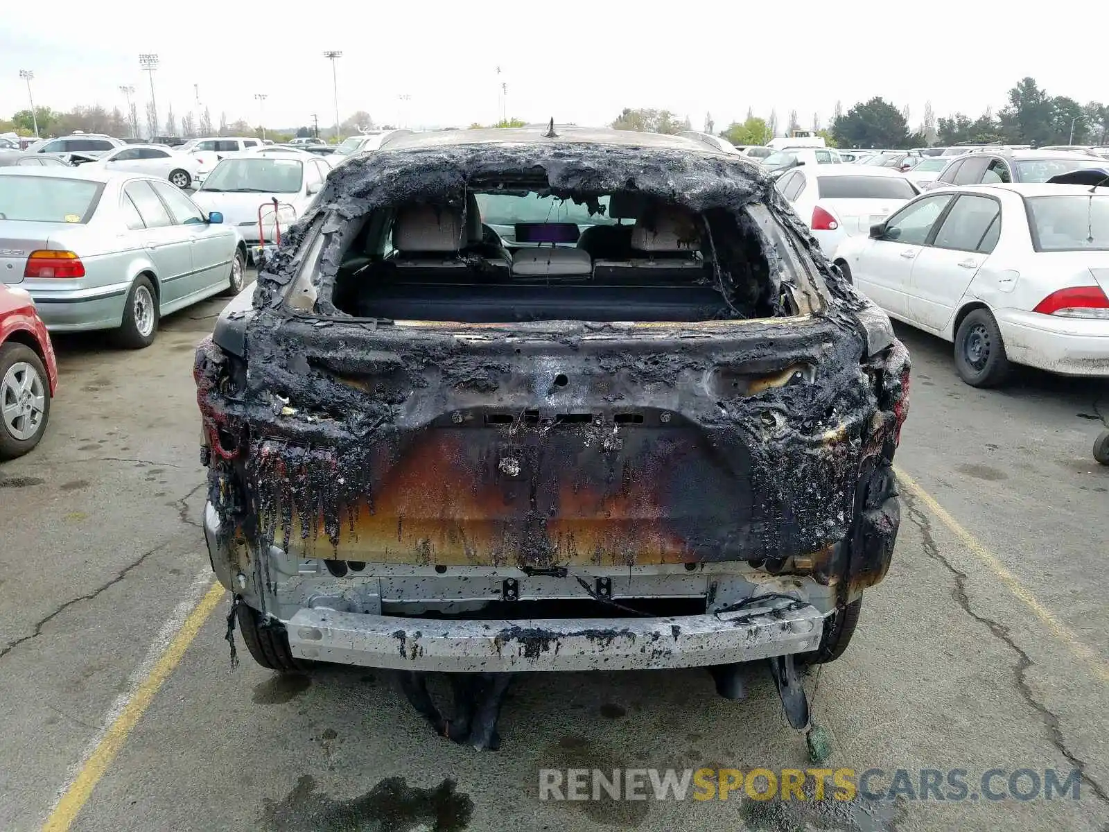 9 Photograph of a damaged car 2T2BGMCA2KC042576 LEXUS RX 450H BA 2019