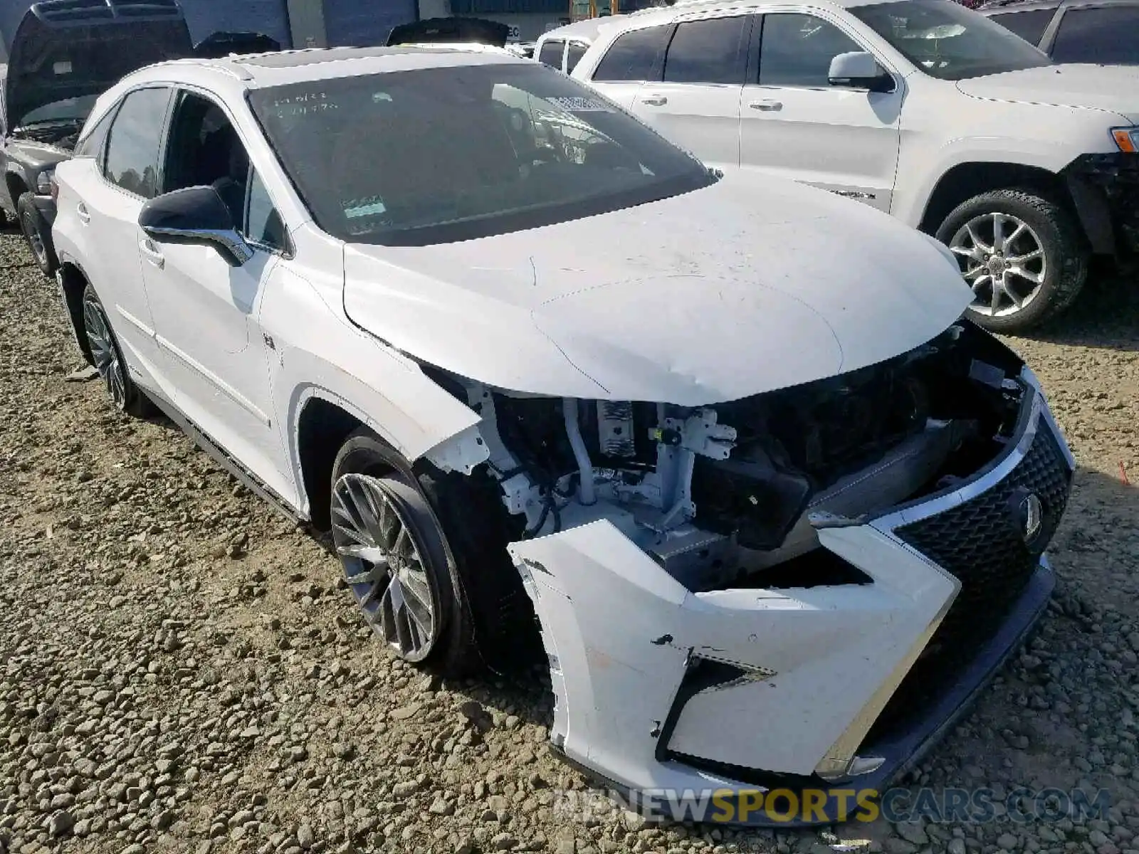 1 Фотография поврежденного автомобиля 2T2BGMCA3KC032204 LEXUS RX 450H BA 2019