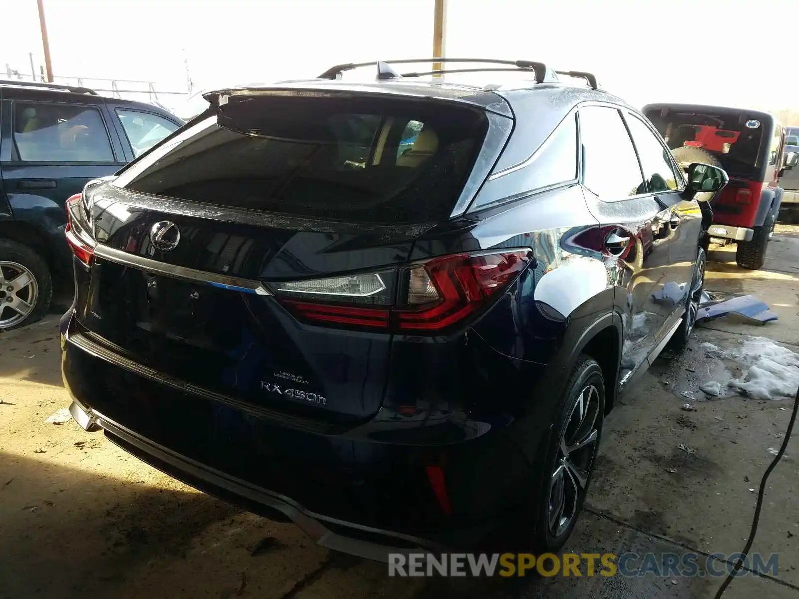 4 Фотография поврежденного автомобиля 2T2BGMCA4KC037217 LEXUS RX 450H BA 2019