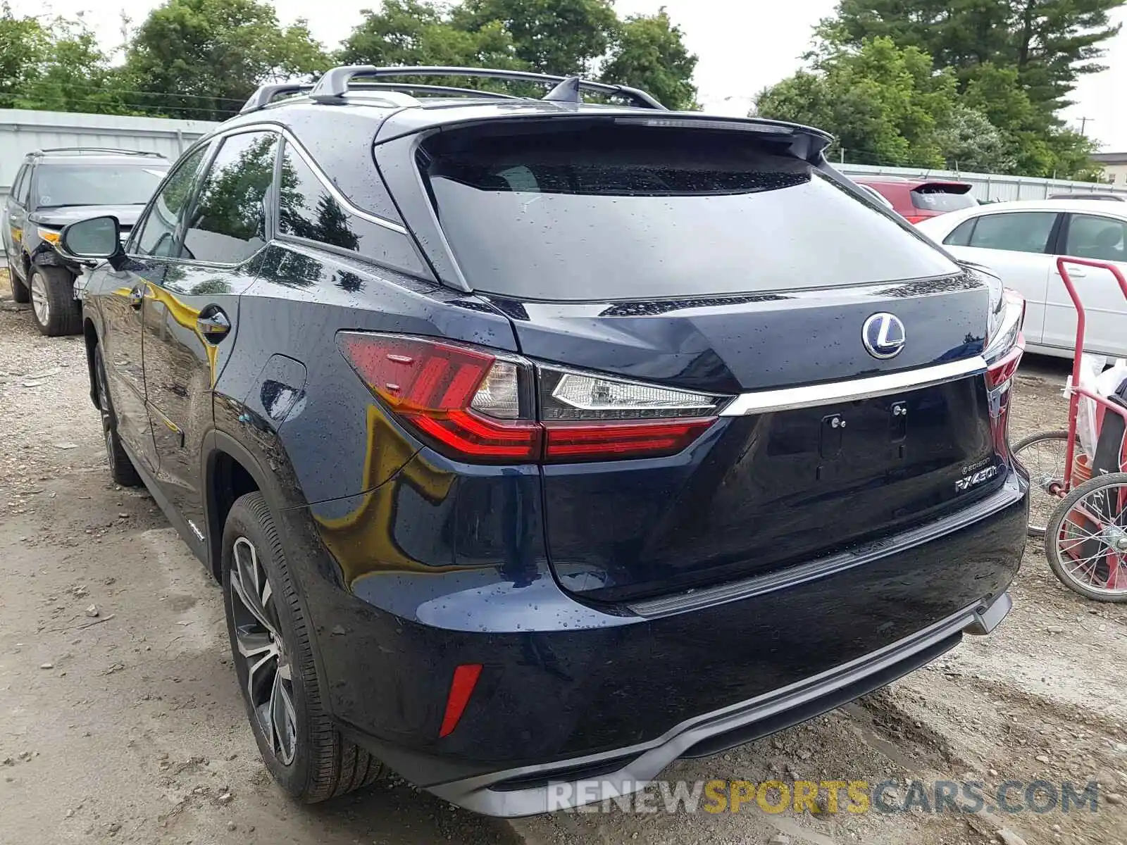 3 Фотография поврежденного автомобиля 2T2BGMCA4KC039291 LEXUS RX 450H BA 2019