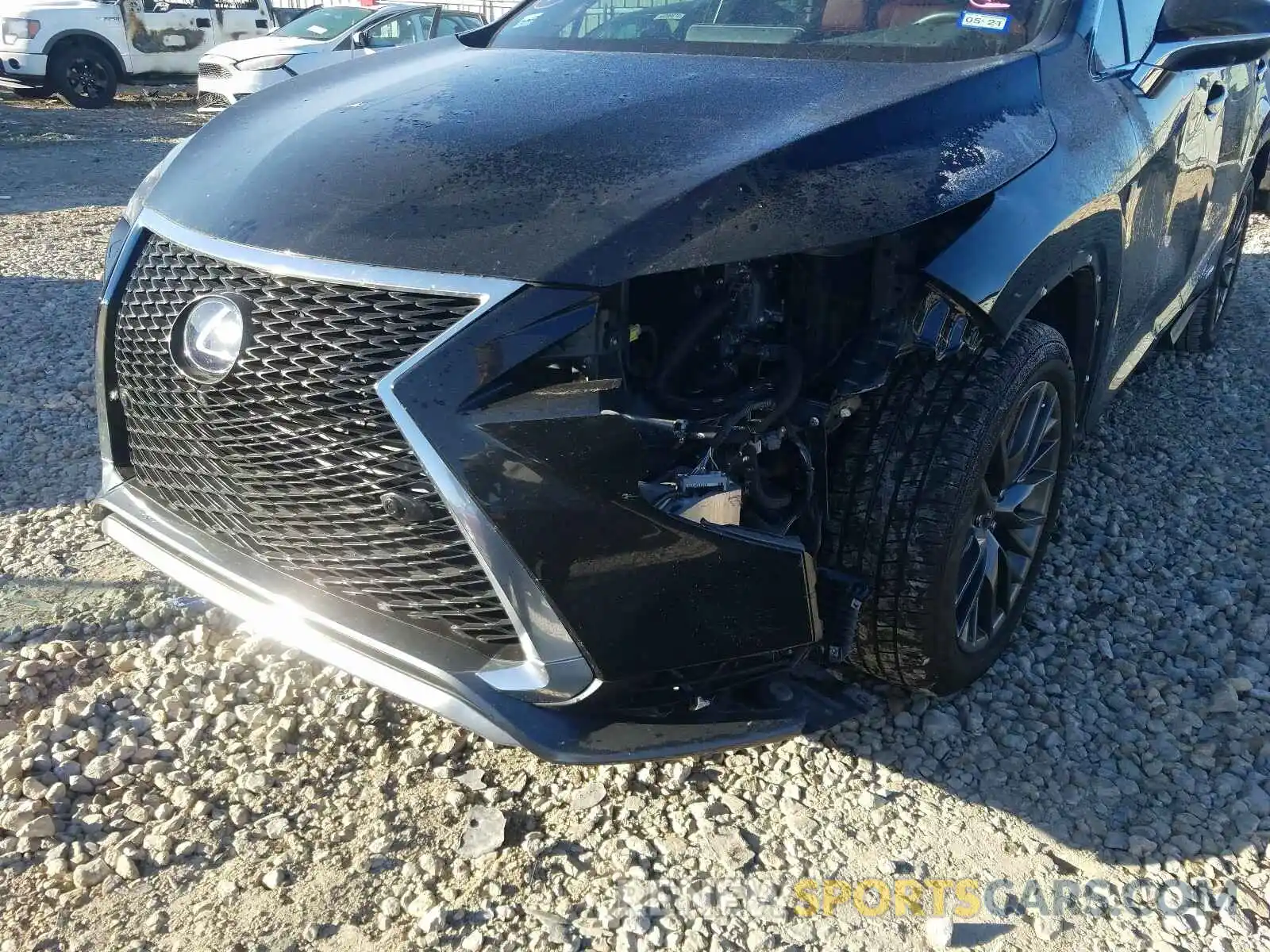 9 Фотография поврежденного автомобиля 2T2BGMCA4KC040053 LEXUS RX 450H BA 2019