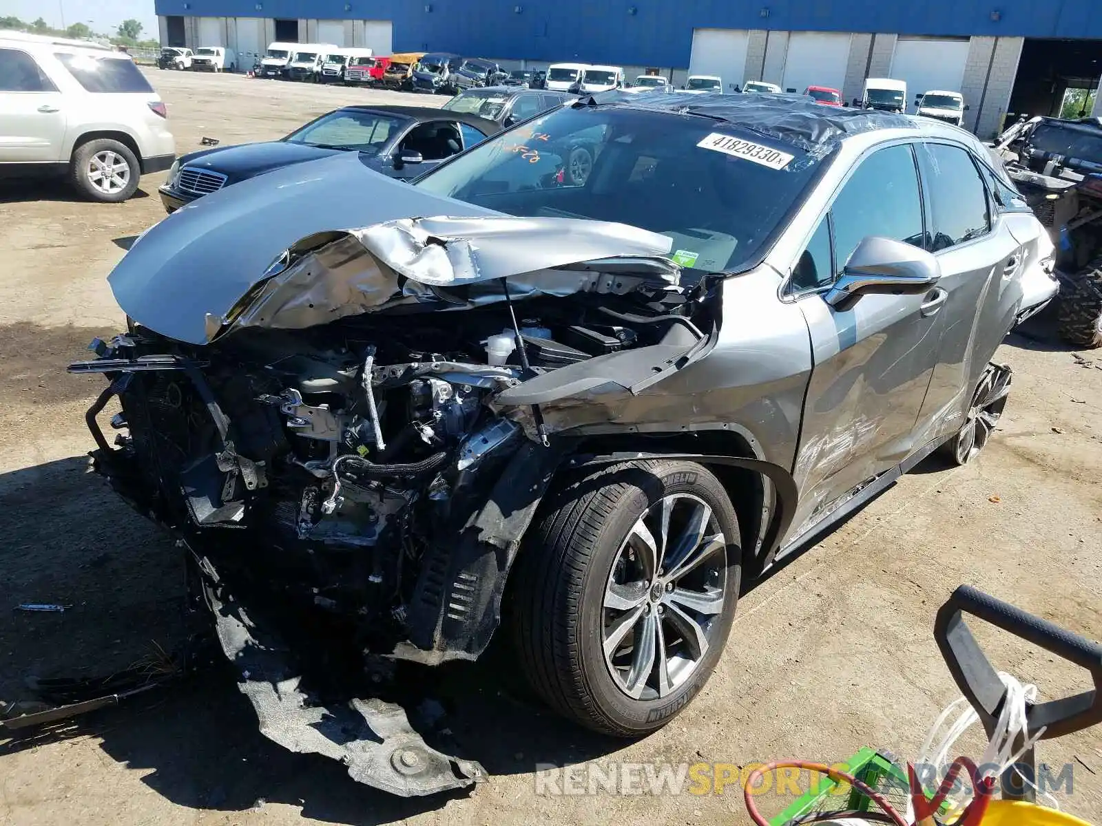 2 Фотография поврежденного автомобиля 2T2BGMCA5KC041213 LEXUS RX 450H BA 2019