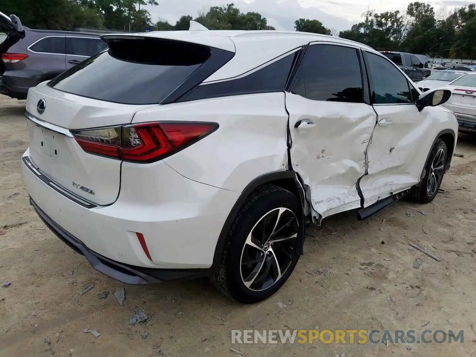 4 Photograph of a damaged car 2T2BGMCA9KC038931 LEXUS RX 450H BA 2019