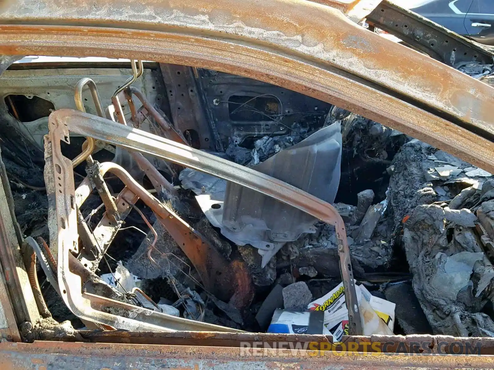 5 Photograph of a damaged car 2T2BGMCAXKC033690 LEXUS RX 450H BA 2019