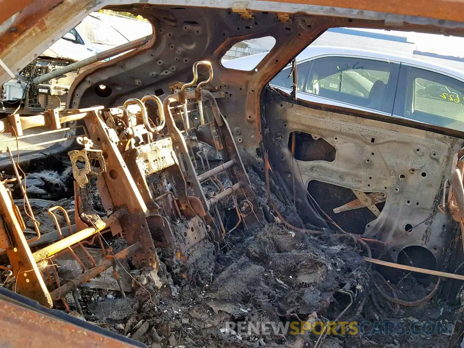 6 Photograph of a damaged car 2T2BGMCAXKC033690 LEXUS RX 450H BA 2019