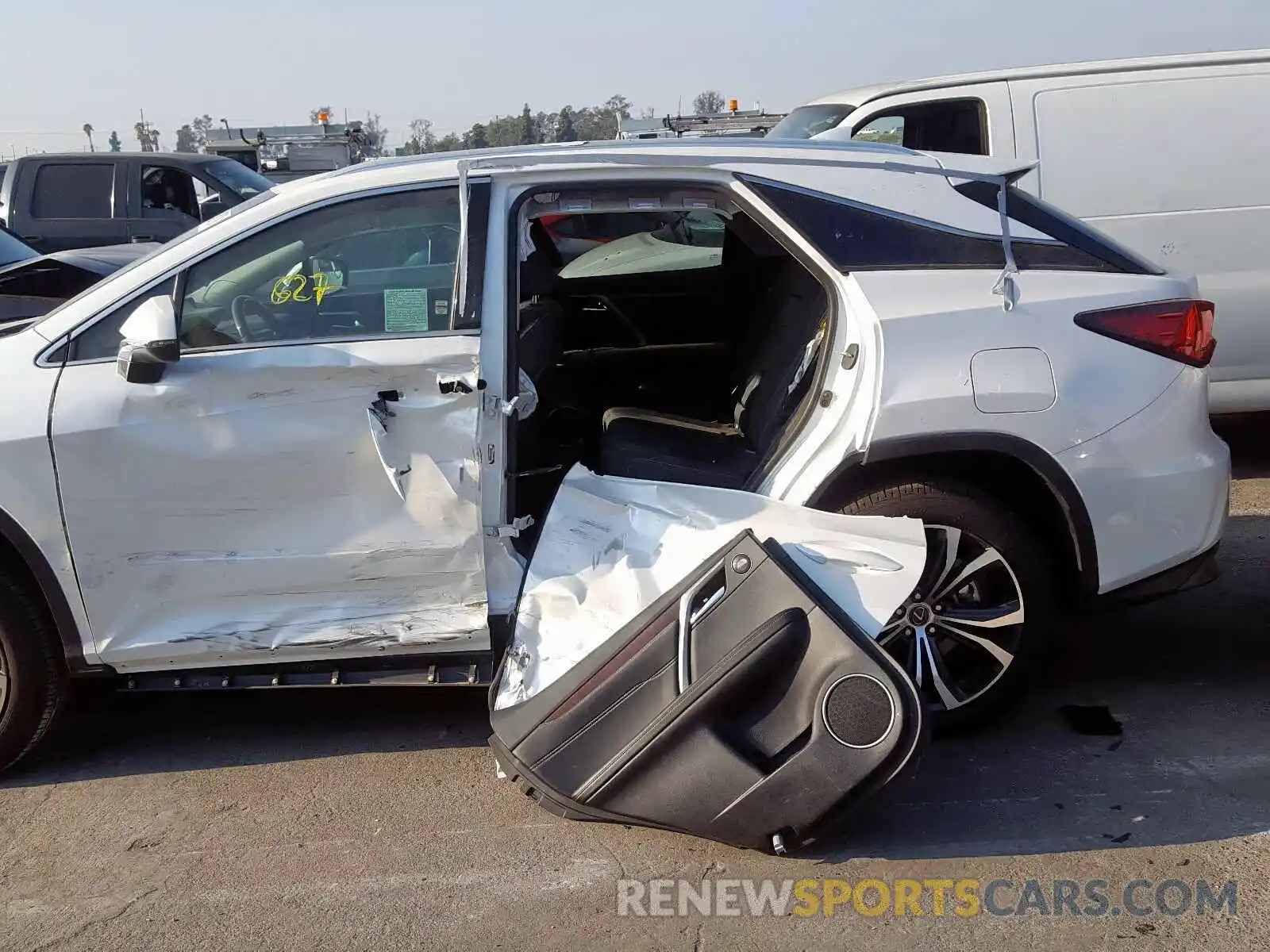 10 Photograph of a damaged car 2T2BGMCAXKC041918 LEXUS RX 450H BA 2019