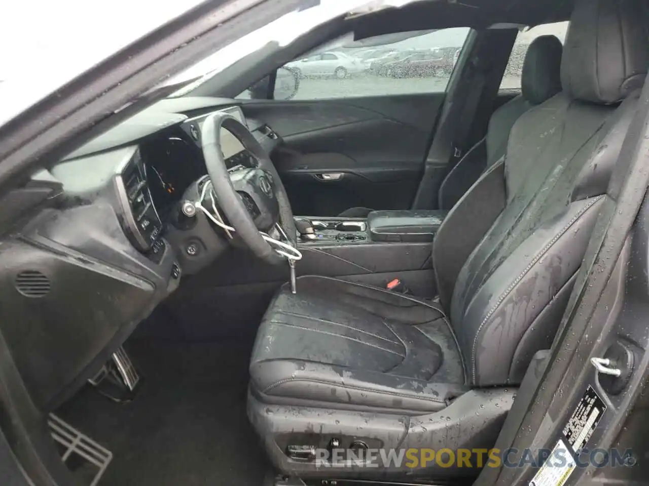 7 Фотография поврежденного автомобиля 2T2BCMEA7PC003286 LEXUS RX 500H F 2023