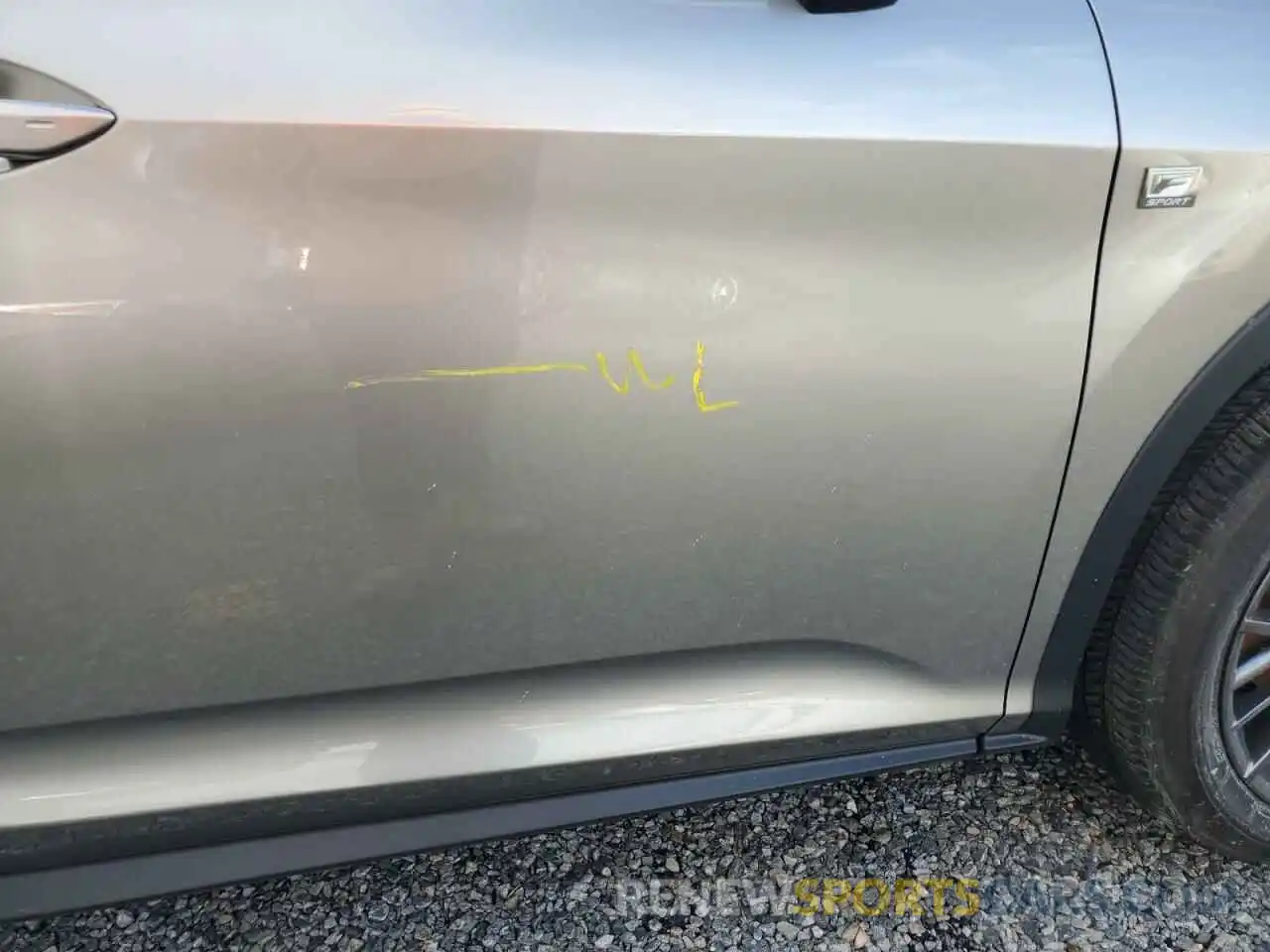 9 Photograph of a damaged car 2T2BZMCA0KC168025 LEXUS RX350 2019