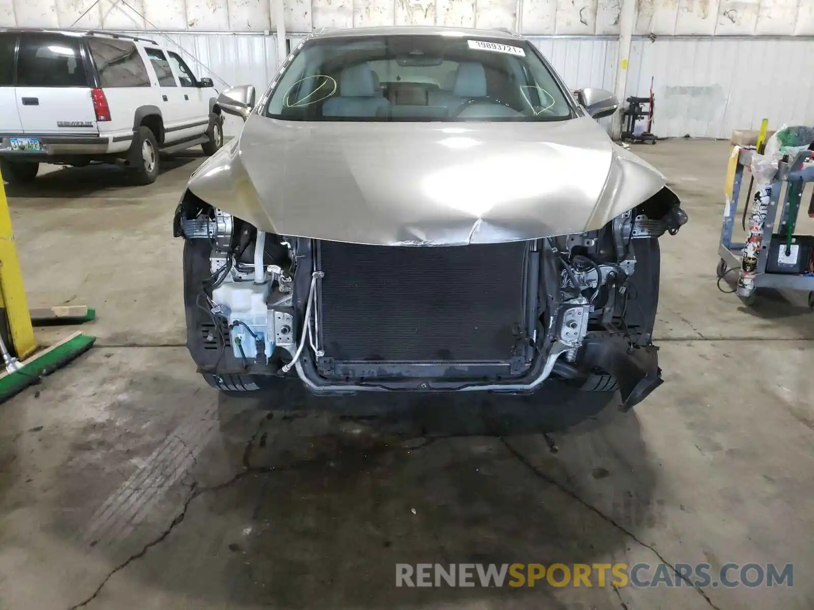 9 Фотография поврежденного автомобиля 2T2BZMCA1KC169619 LEXUS RX350 2019