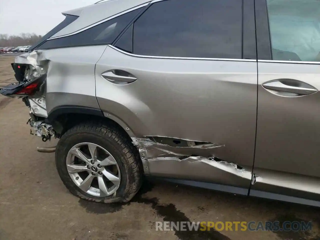 10 Photograph of a damaged car 2T2BZMCA1KC185609 LEXUS RX350 2019