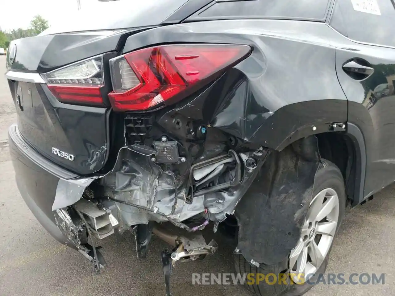 9 Photograph of a damaged car 2T2BZMCA1KC204840 LEXUS RX350 2019