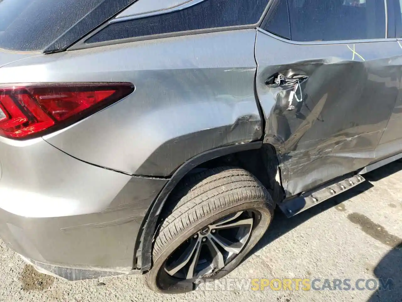 9 Photograph of a damaged car 2T2BZMCA2KC187420 LEXUS RX350 2019