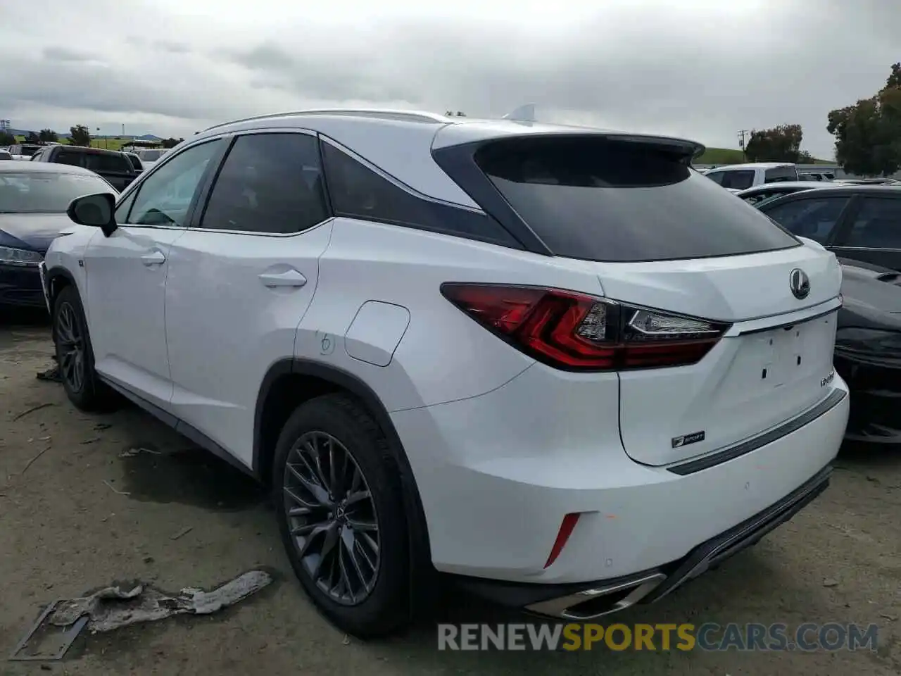 2 Фотография поврежденного автомобиля 2T2BZMCA3KC192397 LEXUS RX350 2019