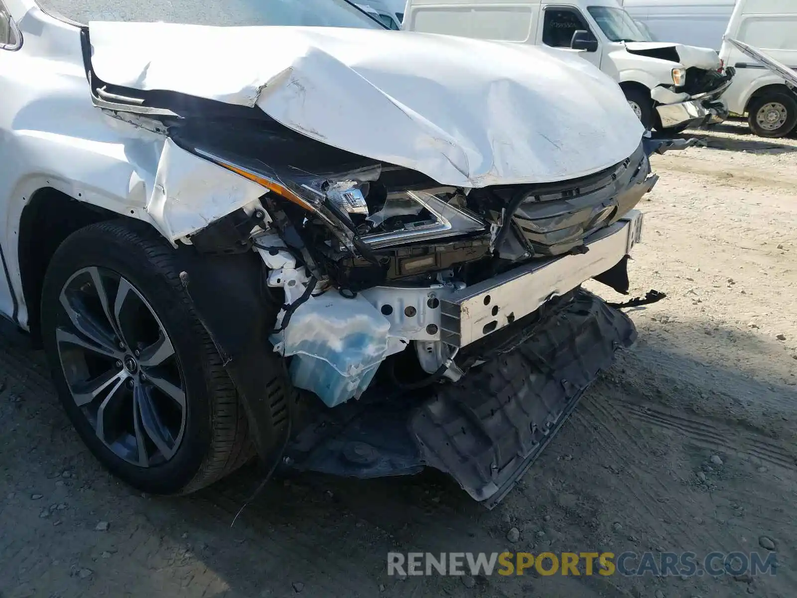 9 Фотография поврежденного автомобиля 2T2BZMCA6KC191325 LEXUS RX350 2019