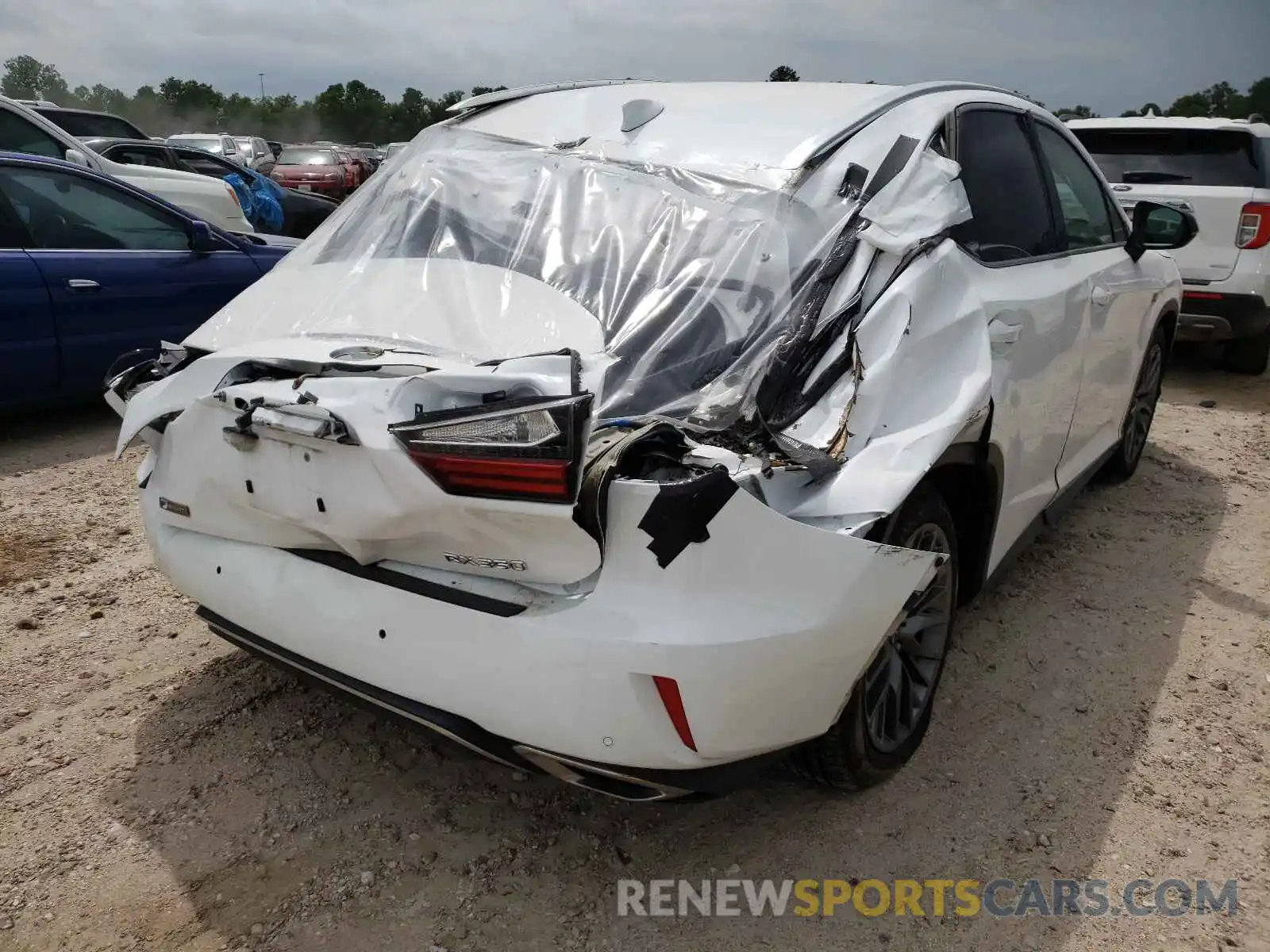 4 Фотография поврежденного автомобиля 2T2BZMCA8KC174106 LEXUS RX350 2019