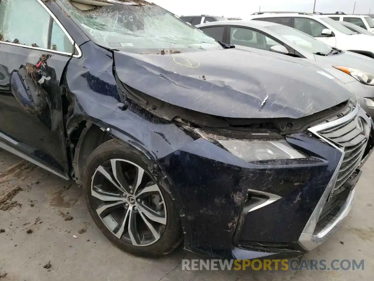 9 Photograph of a damaged car 2T2ZZMCA0KC126873 LEXUS RX350 2019