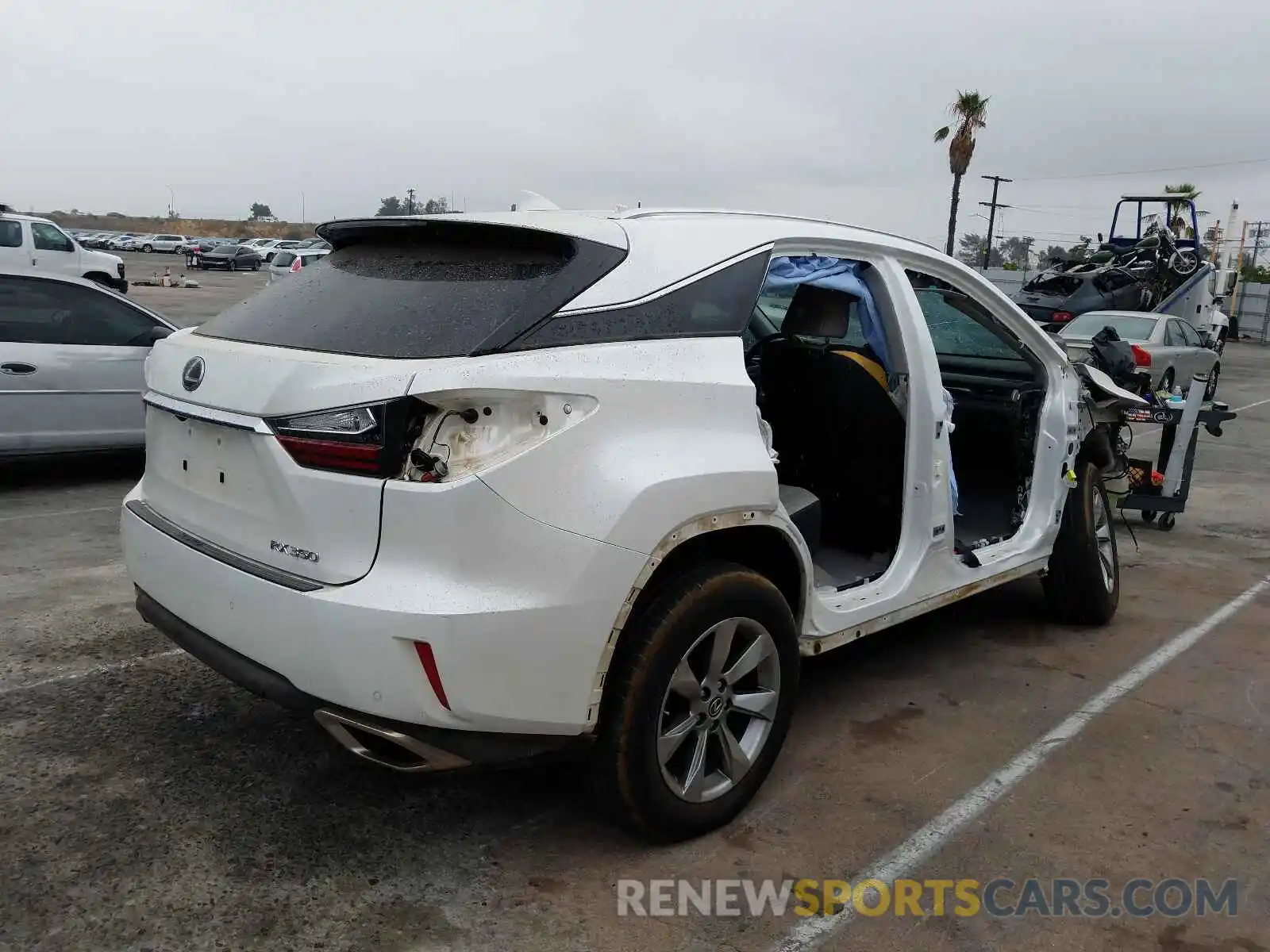 4 Photograph of a damaged car 2T2ZZMCA0KC136142 LEXUS RX350 2019