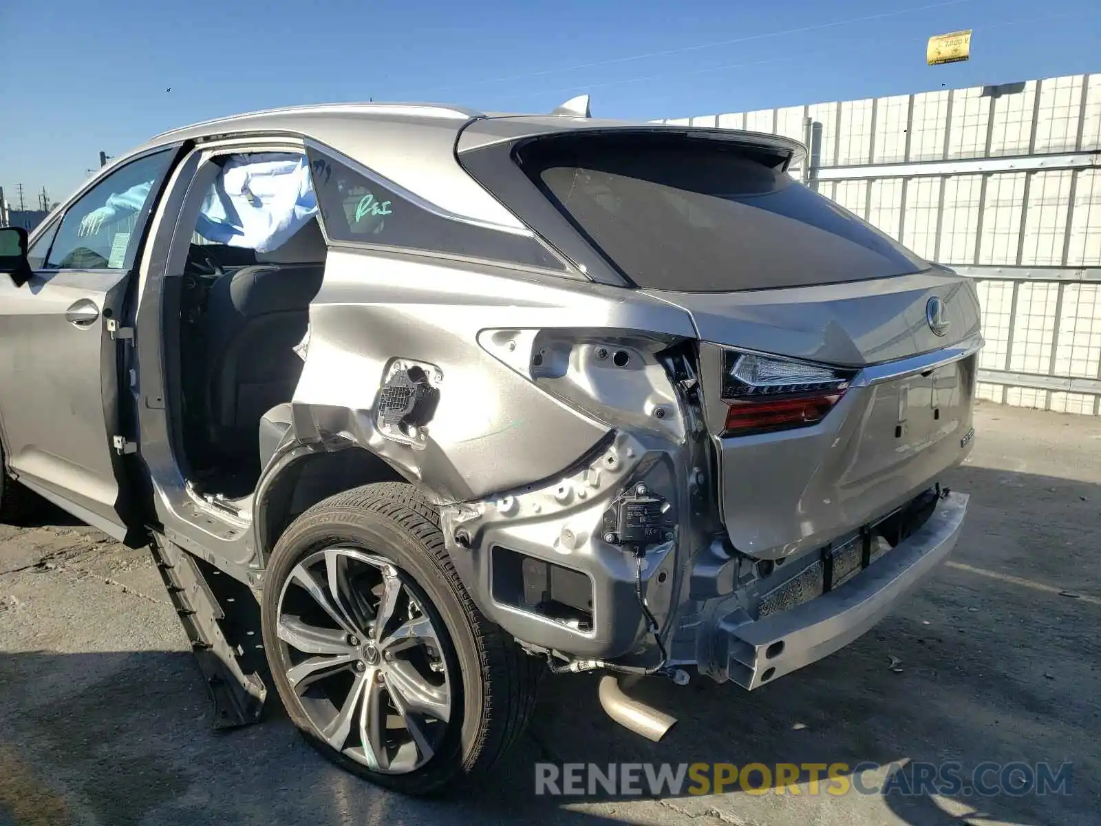 9 Фотография поврежденного автомобиля 2T2ZZMCA1KC128888 LEXUS RX350 2019