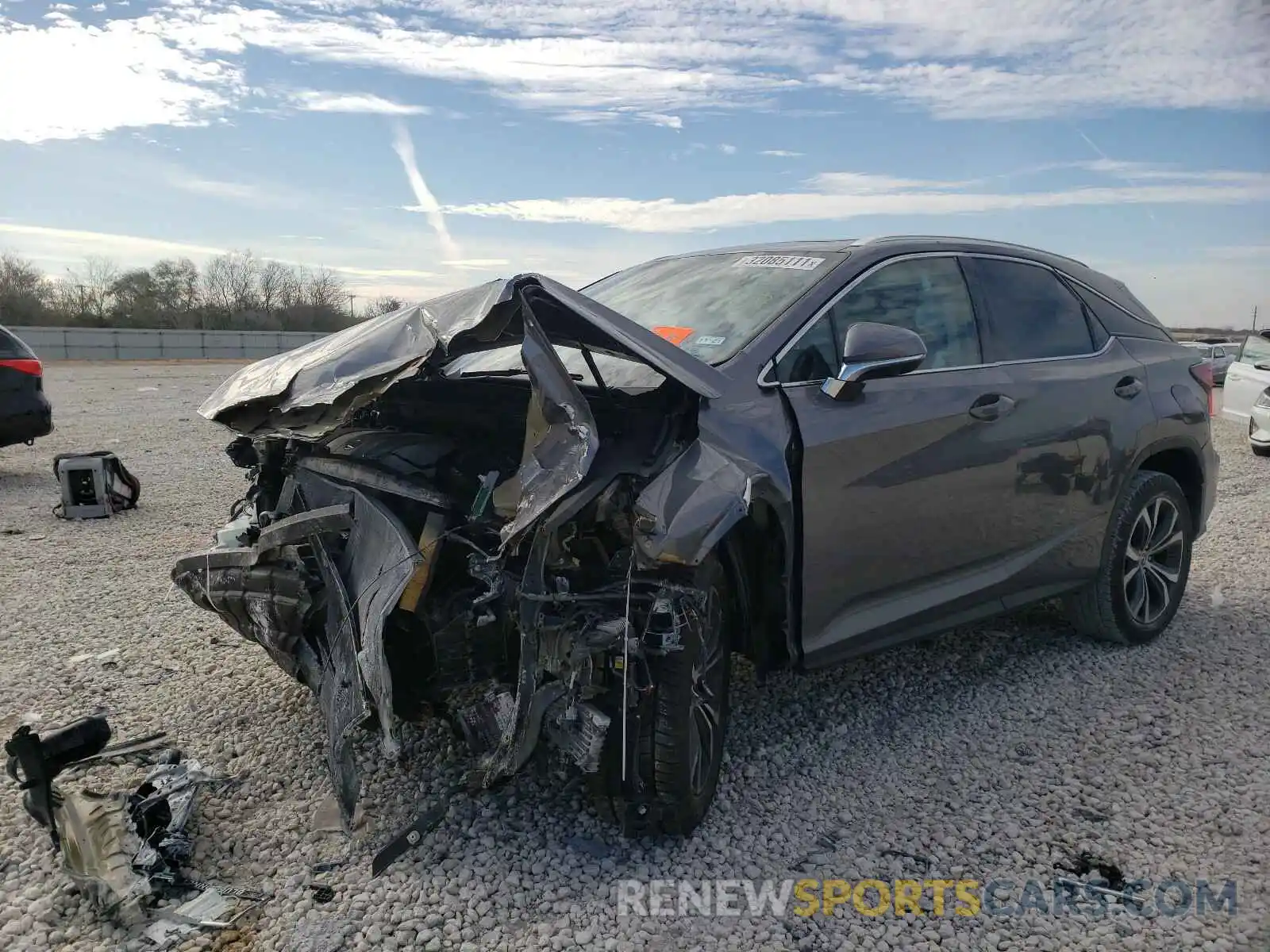 2 Фотография поврежденного автомобиля 2T2ZZMCA2KC141388 LEXUS RX350 2019