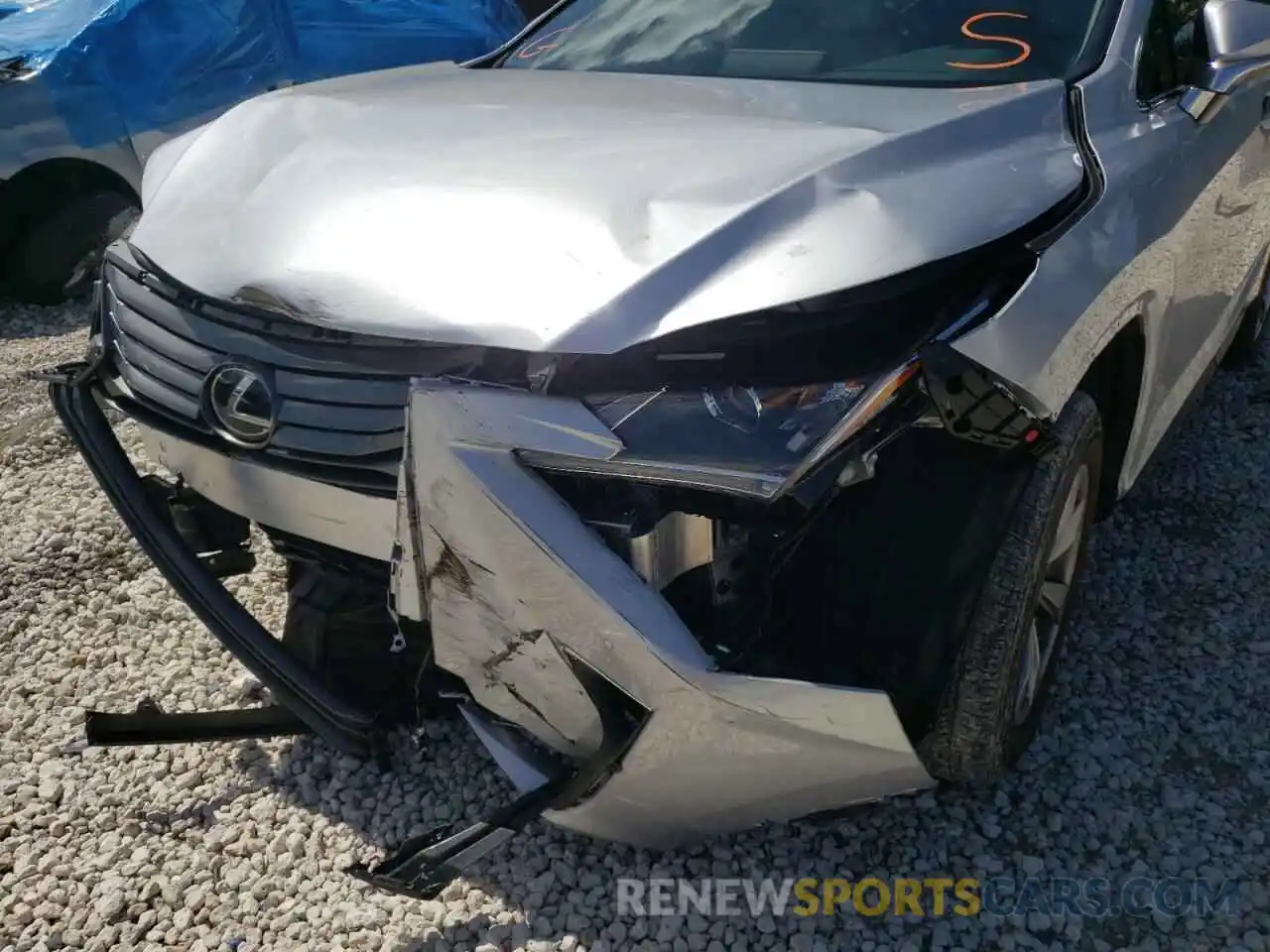 9 Photograph of a damaged car 2T2ZZMCA3KC123742 LEXUS RX350 2019