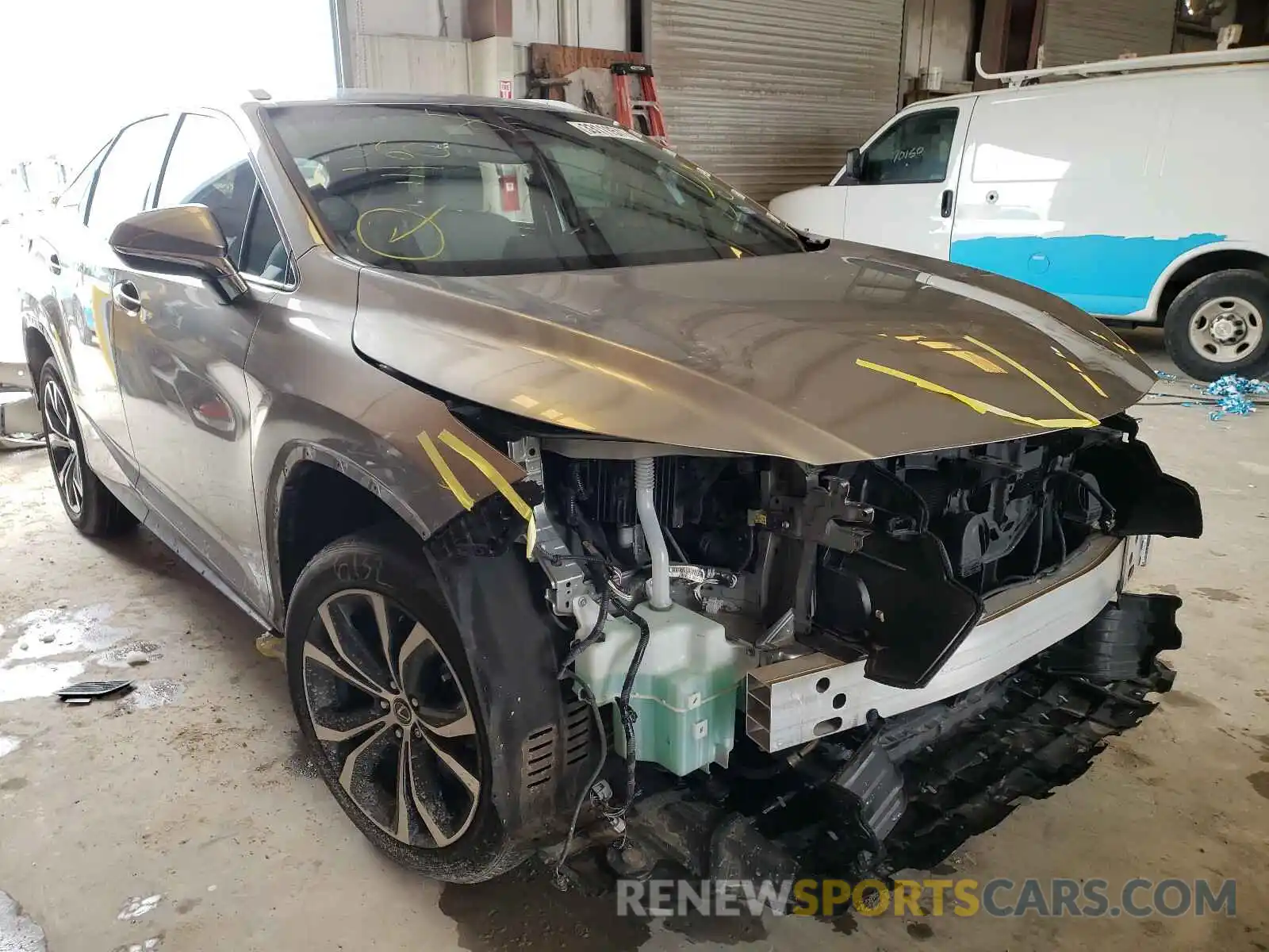 1 Фотография поврежденного автомобиля 2T2ZZMCA3KC128553 LEXUS RX350 2019