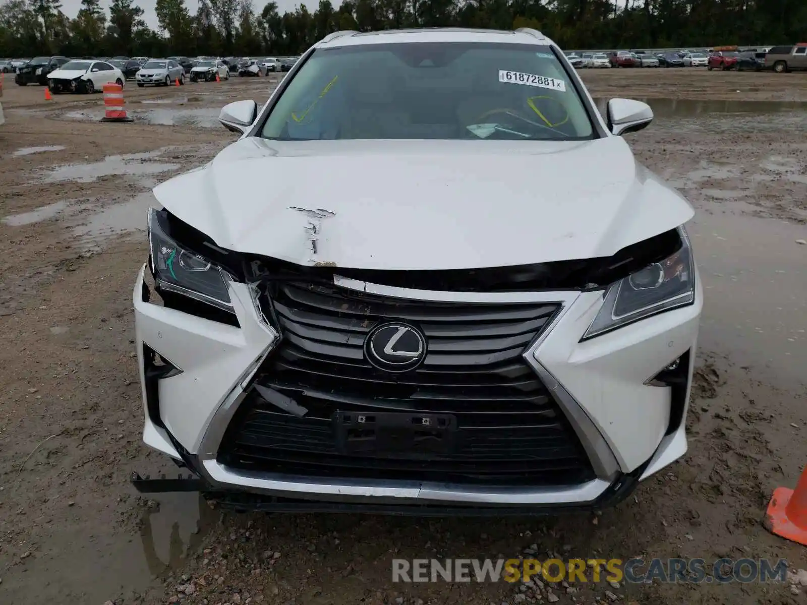 9 Photograph of a damaged car 2T2ZZMCA3KC139889 LEXUS RX350 2019