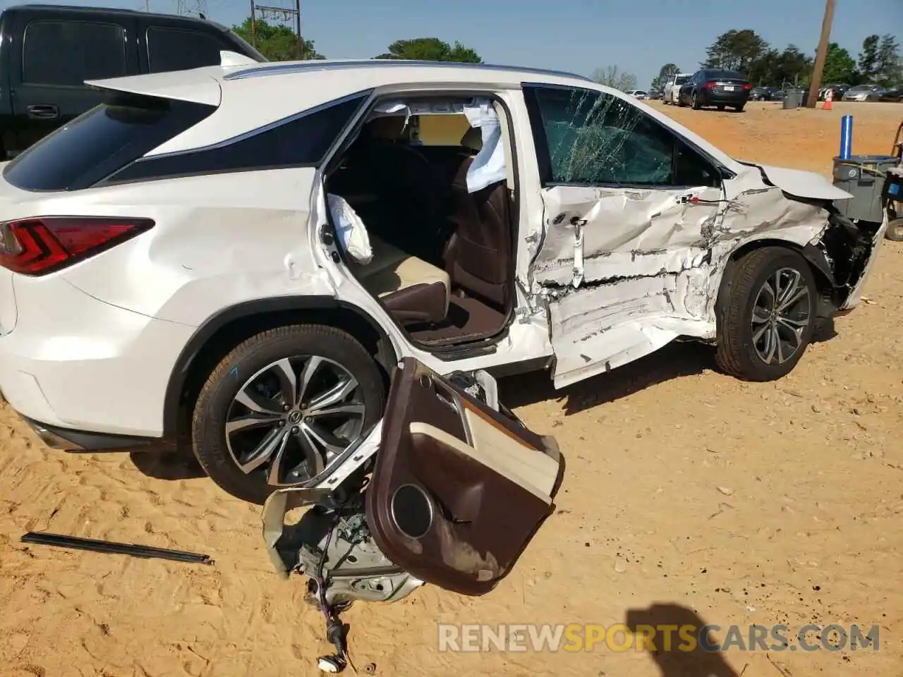 9 Photograph of a damaged car 2T2ZZMCA4KC132918 LEXUS RX350 2019