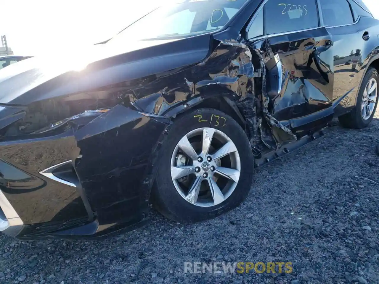 9 Photograph of a damaged car 2T2ZZMCA6KC119913 LEXUS RX350 2019