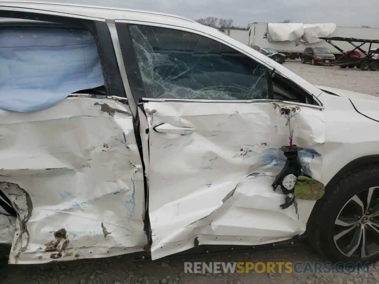 5 Photograph of a damaged car 2T2ZZMCA9KC127150 LEXUS RX350 2019