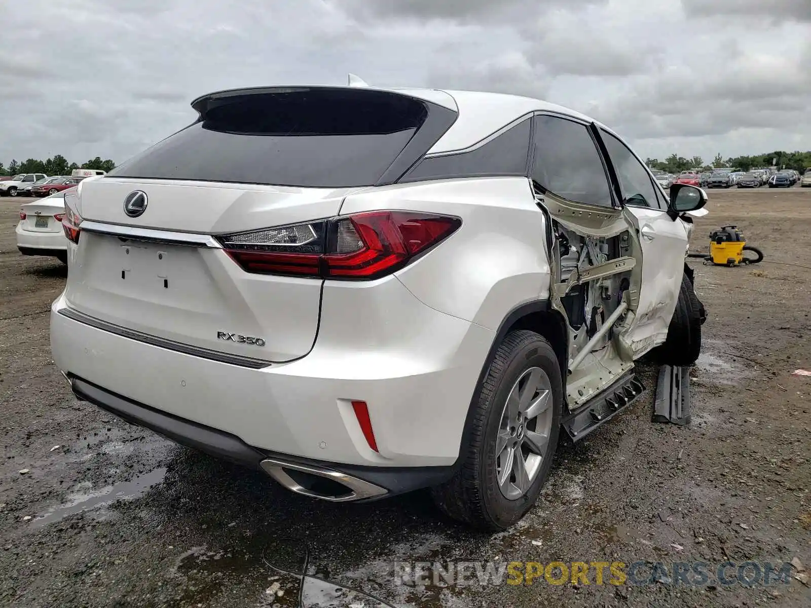 4 Фотография поврежденного автомобиля 2T2ZZMCAXKC146077 LEXUS RX350 2019