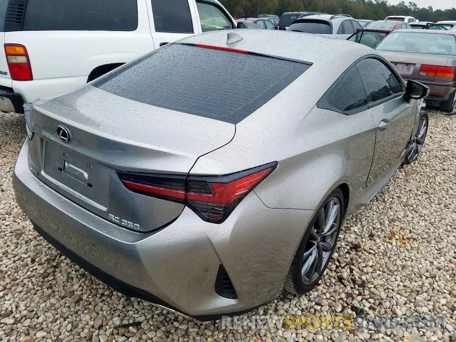 4 Photograph of a damaged car JTHHZ5BC5K5020729 LEXUS RX350 2019