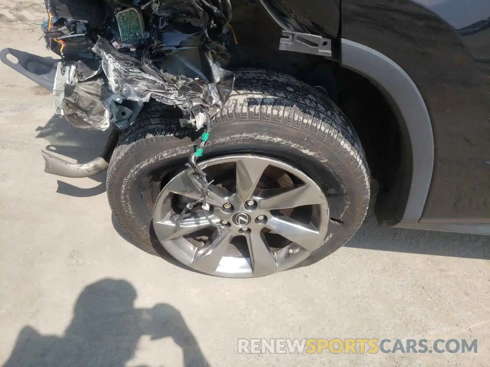 9 Photograph of a damaged car JTJBZMCA7K2040252 LEXUS RX350 2019