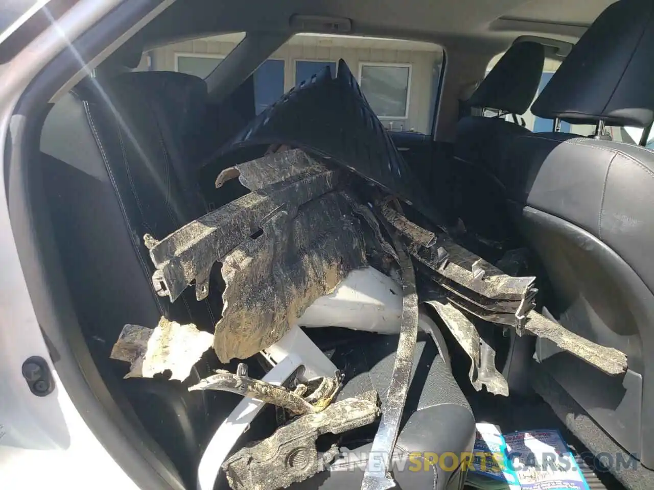 6 Photograph of a damaged car JTJDZKCA2K2015210 LEXUS RX350 2019