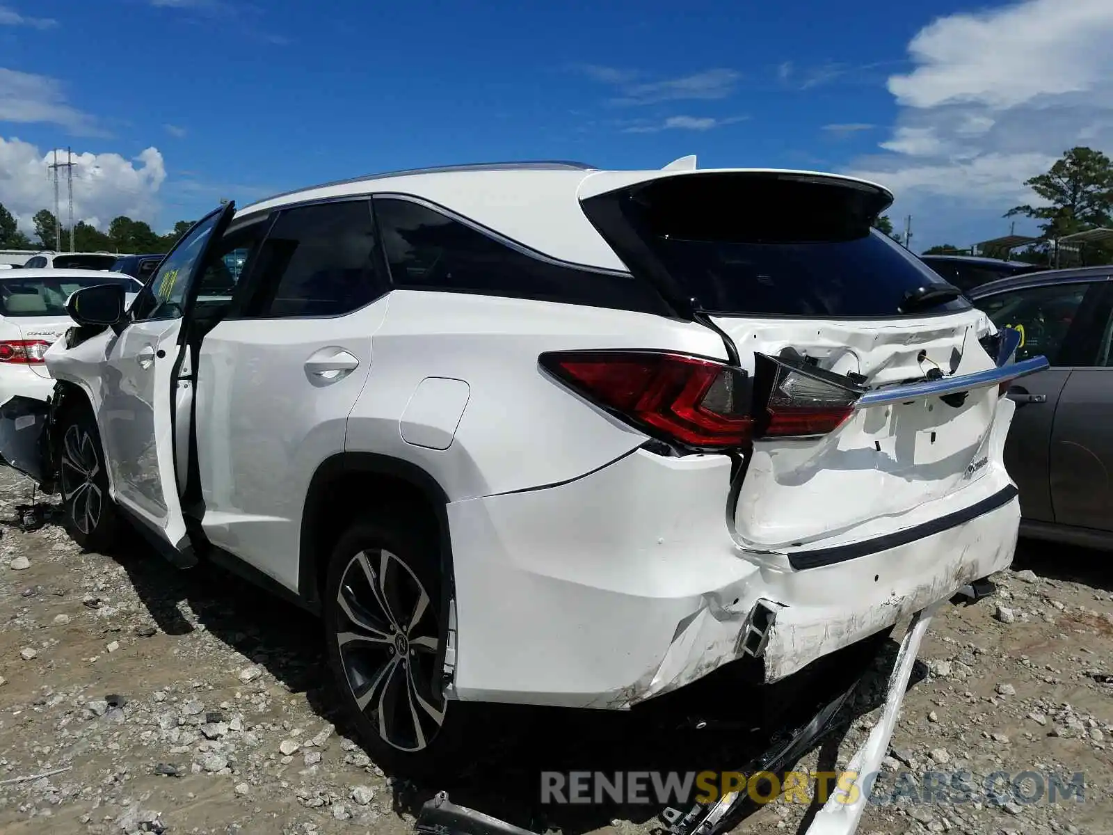 3 Фотография поврежденного автомобиля JTJDZKCAXK2014984 LEXUS RX350 2019