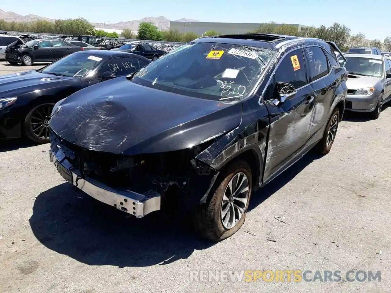 2 Фотография поврежденного автомобиля 2T2AZMAA9LC152308 LEXUS RX350 2020