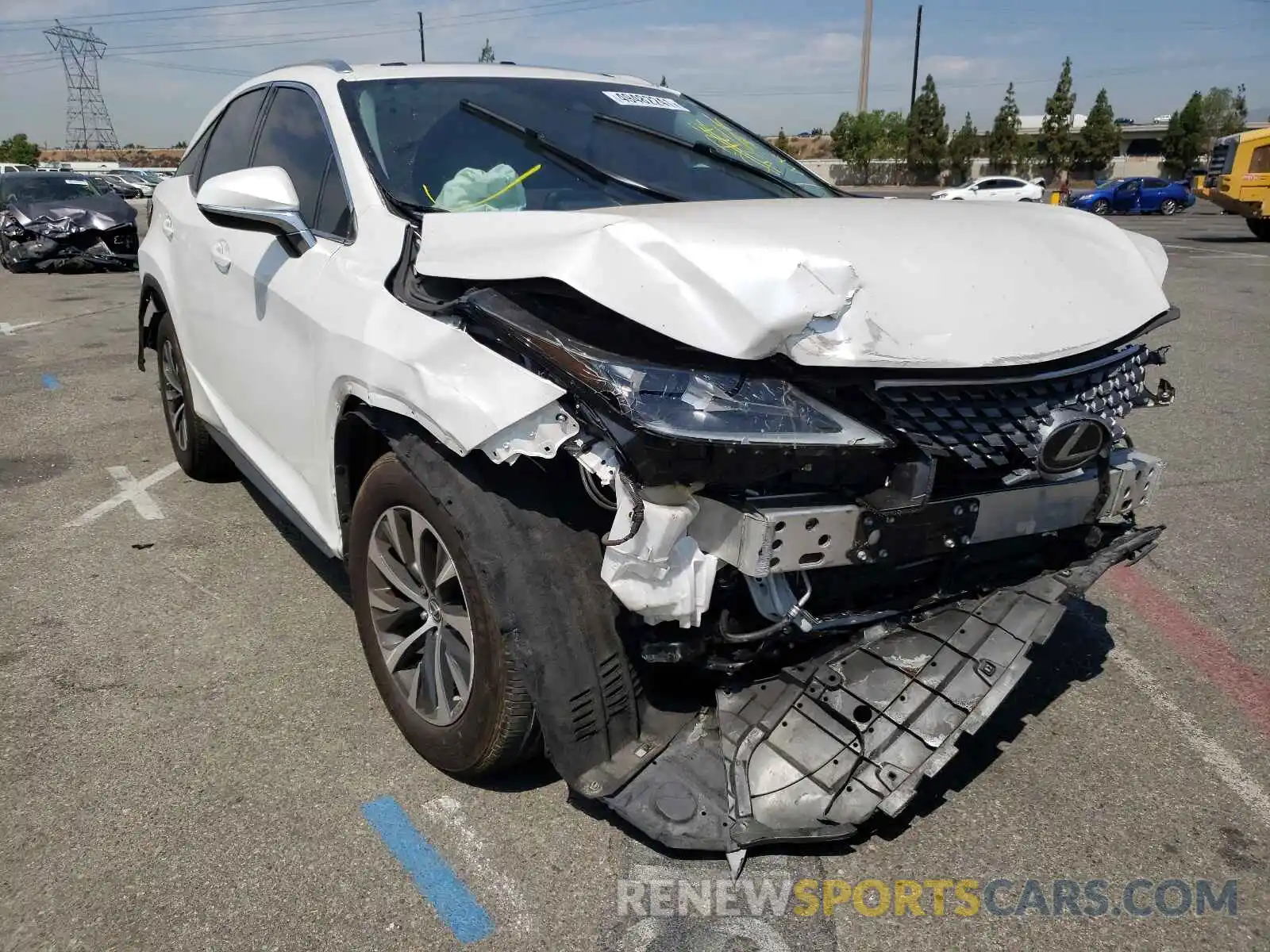 1 Photograph of a damaged car 2T2AZMAA9LC152485 LEXUS RX350 2020