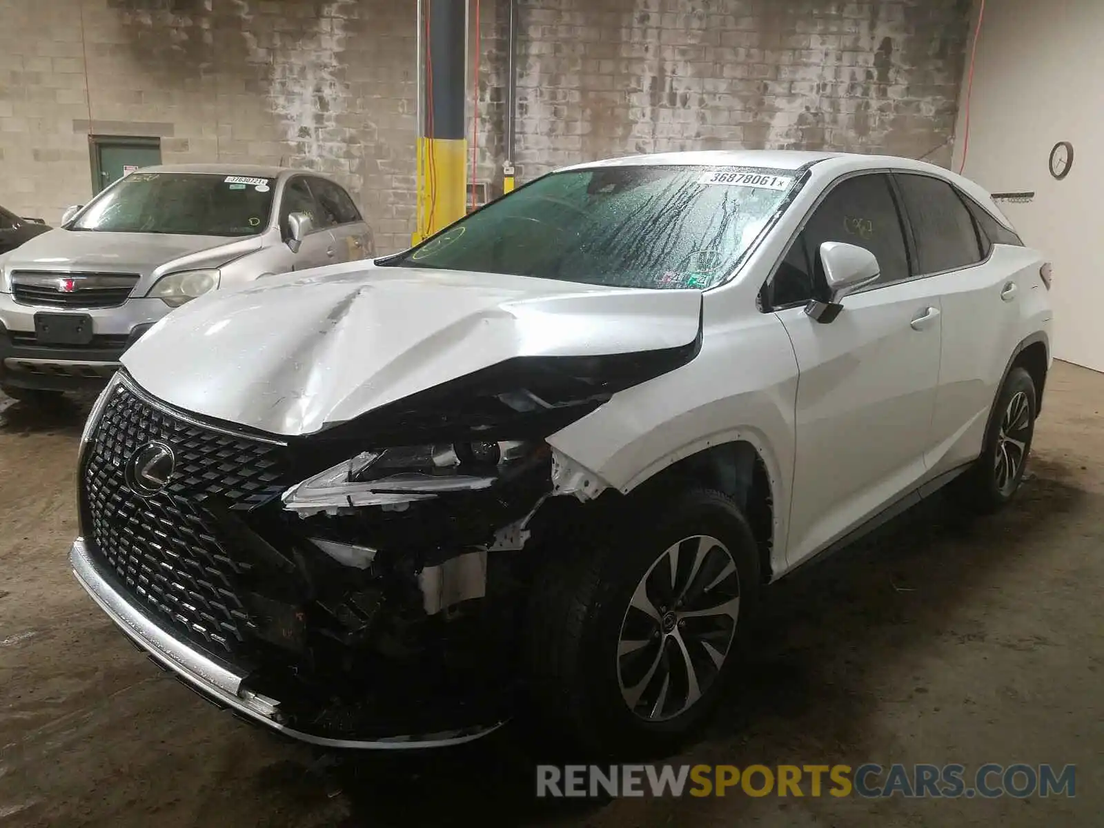 2 Фотография поврежденного автомобиля 2T2AZMDA3LC237799 LEXUS RX350 2020