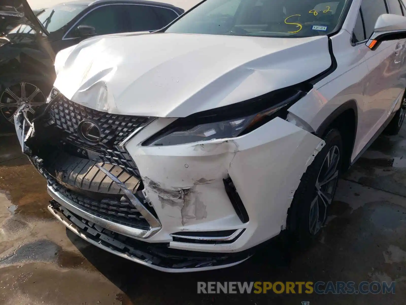 9 Photograph of a damaged car 2T2HZMAA0LC156830 LEXUS RX350 2020