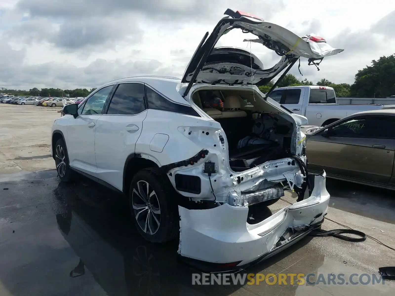 3 Photograph of a damaged car 2T2HZMAA2LC164847 LEXUS RX350 2020