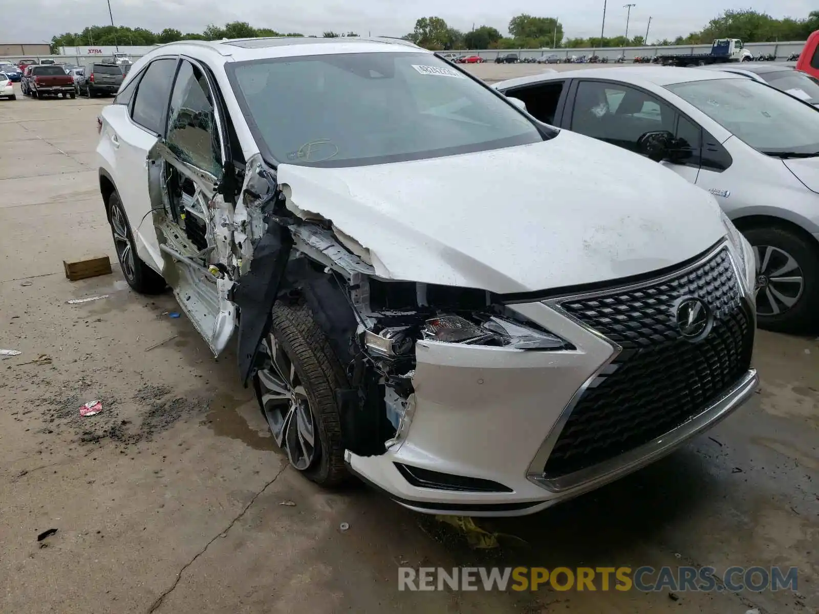 1 Photograph of a damaged car 2T2HZMAA4LC174764 LEXUS RX350 2020