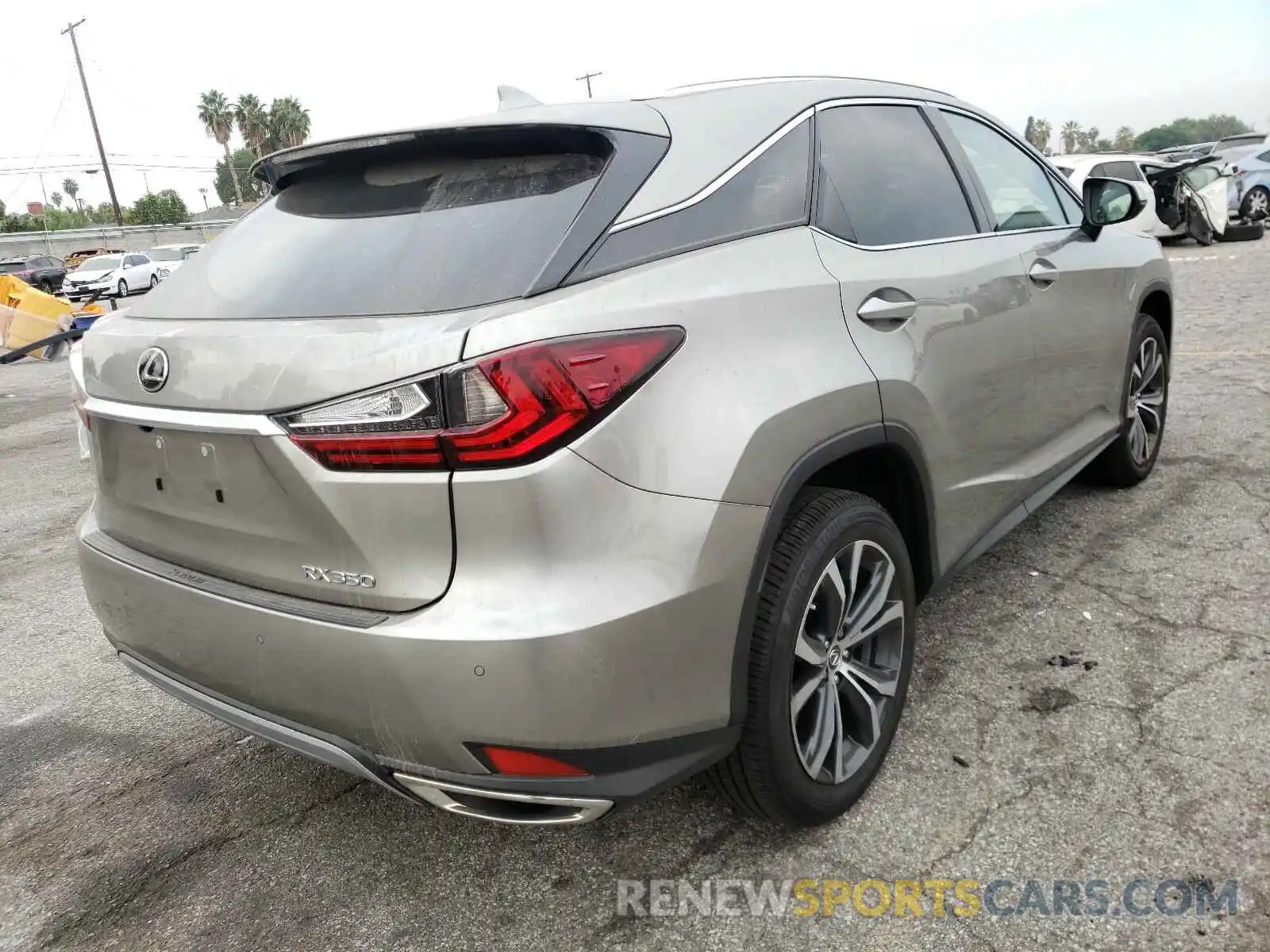 4 Photograph of a damaged car 2T2HZMAA4LC177650 LEXUS RX350 2020