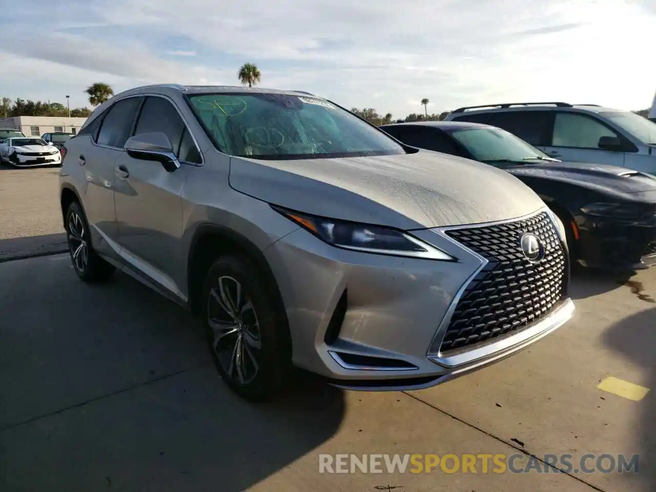 1 Photograph of a damaged car 2T2HZMAA4LC181231 LEXUS RX350 2020