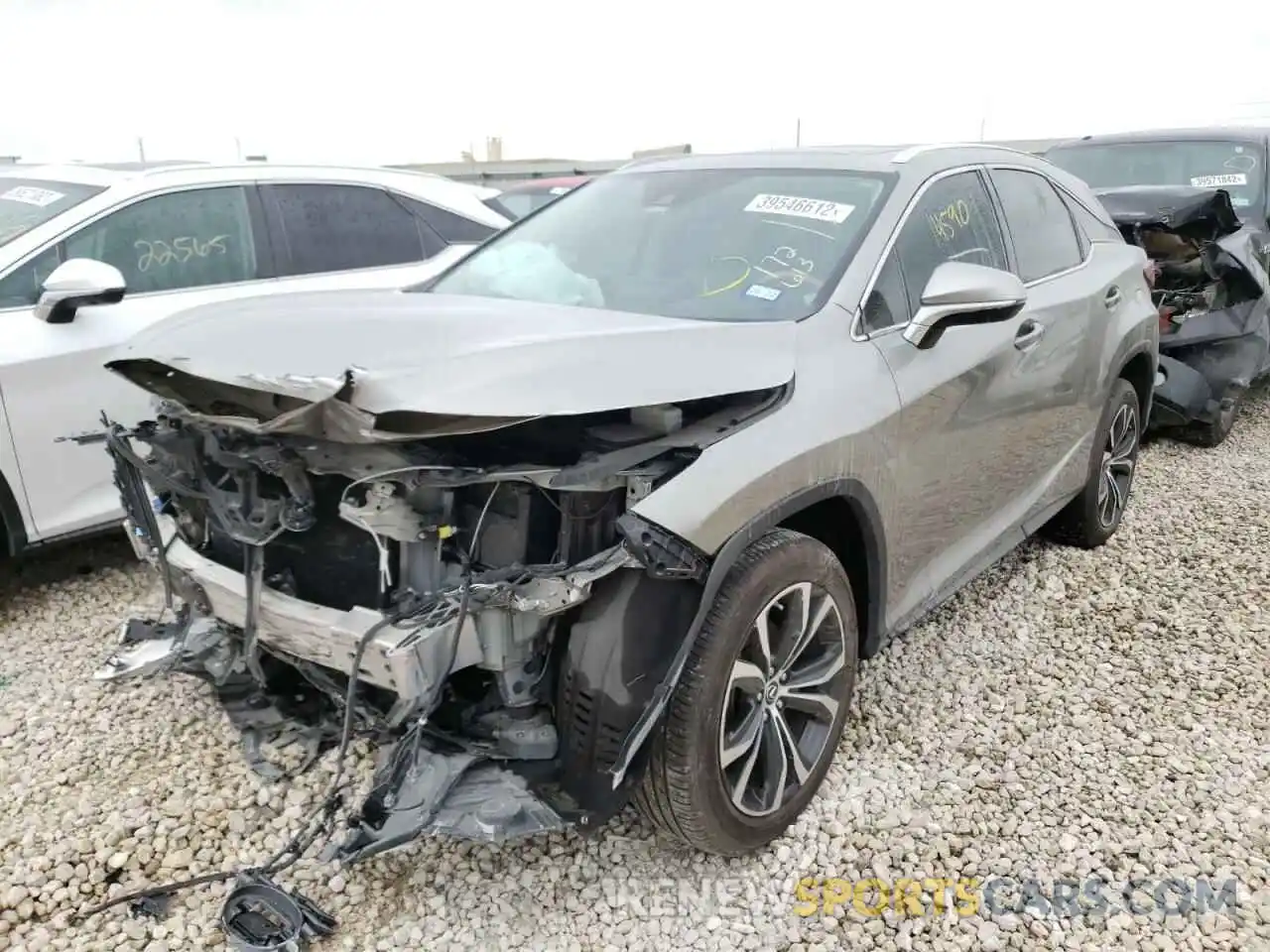 2 Фотография поврежденного автомобиля 2T2HZMAA6LC172613 LEXUS RX350 2020