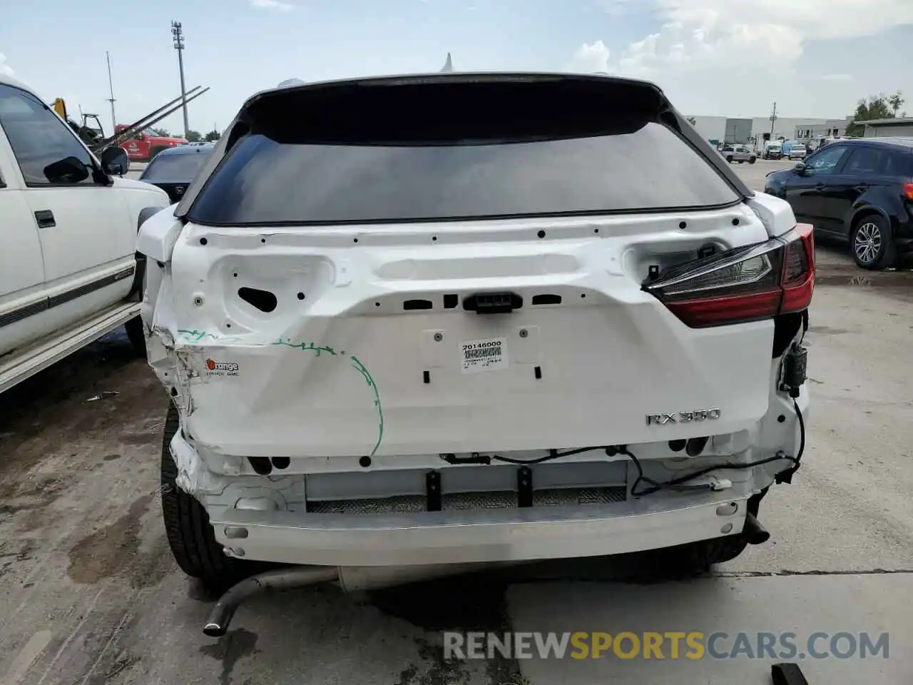 9 Photograph of a damaged car 2T2HZMAA7LC157117 LEXUS RX350 2020